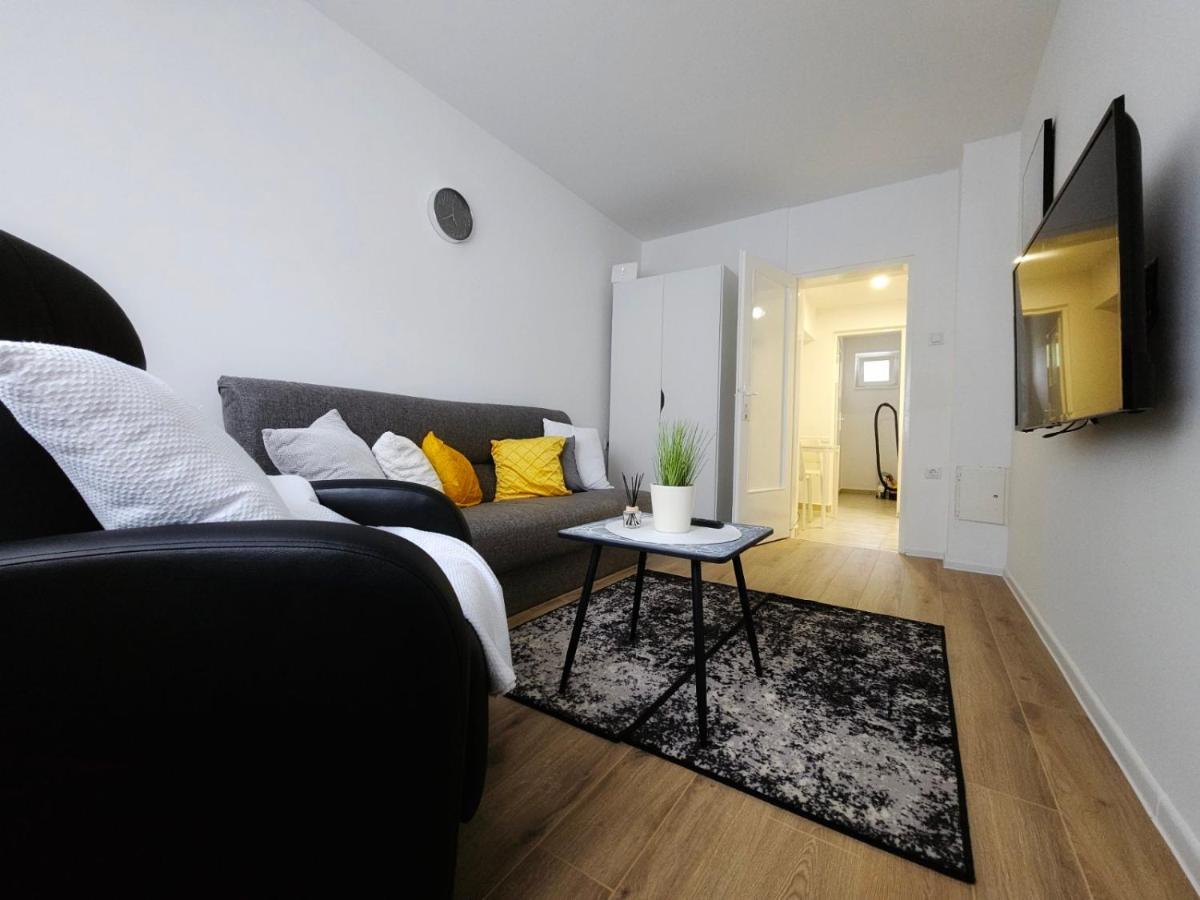 Marija Apartman 奥西耶克 外观 照片